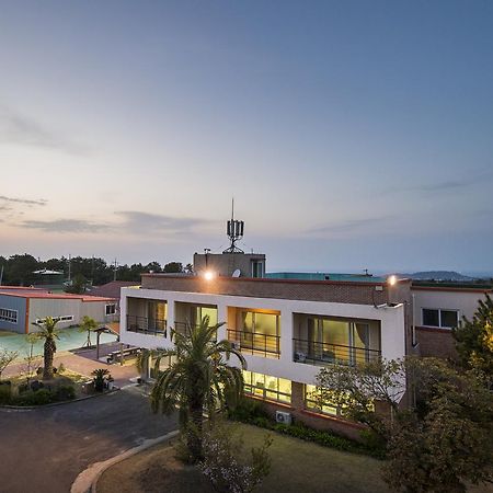 Jeju Youth Hostel Exterior photo
