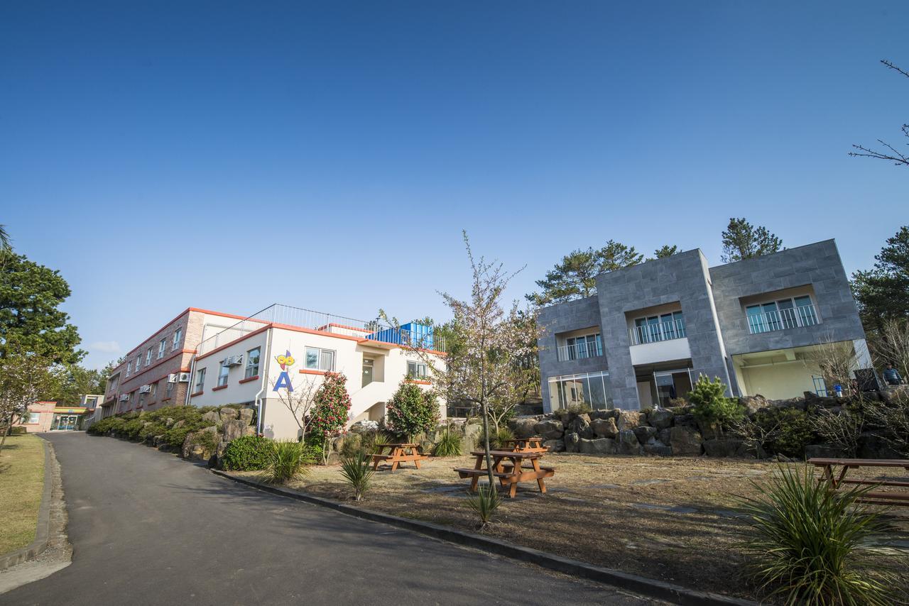 Jeju Youth Hostel Exterior photo